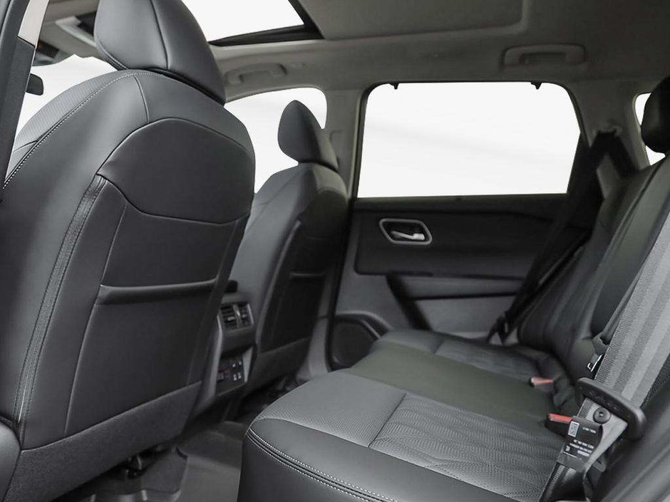 2026 Nissan Rogue Platinum-20