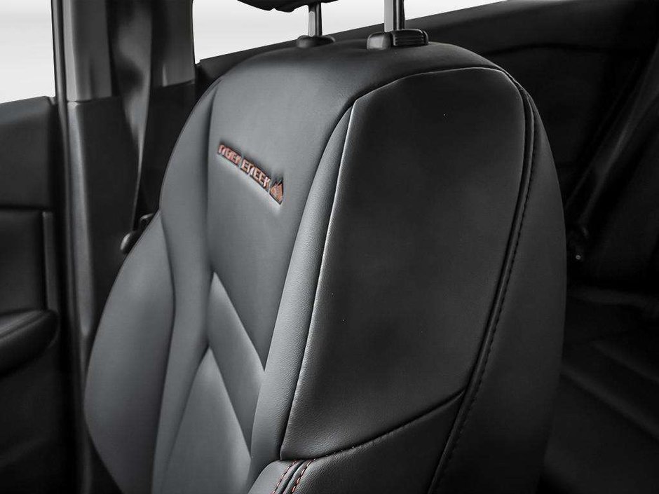 2026 Nissan Rogue Rock Creek-19