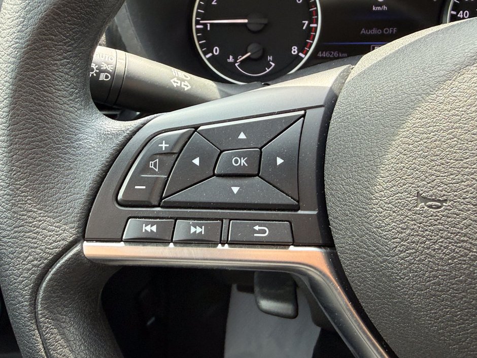 2023 Nissan Sentra SV-22