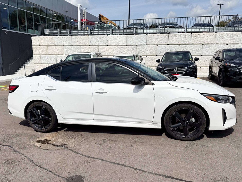 2024 Nissan Sentra SR-8