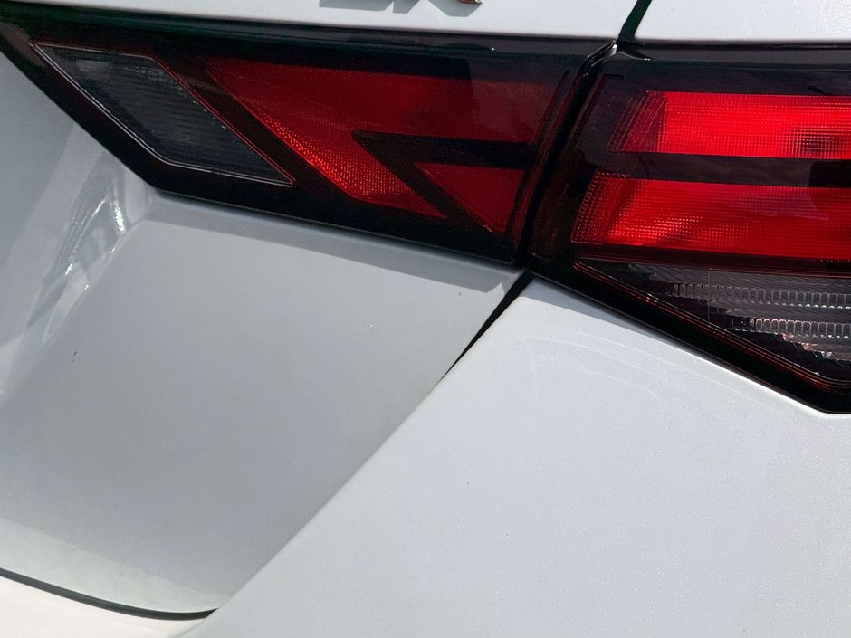 2024 Nissan Sentra SR-11
