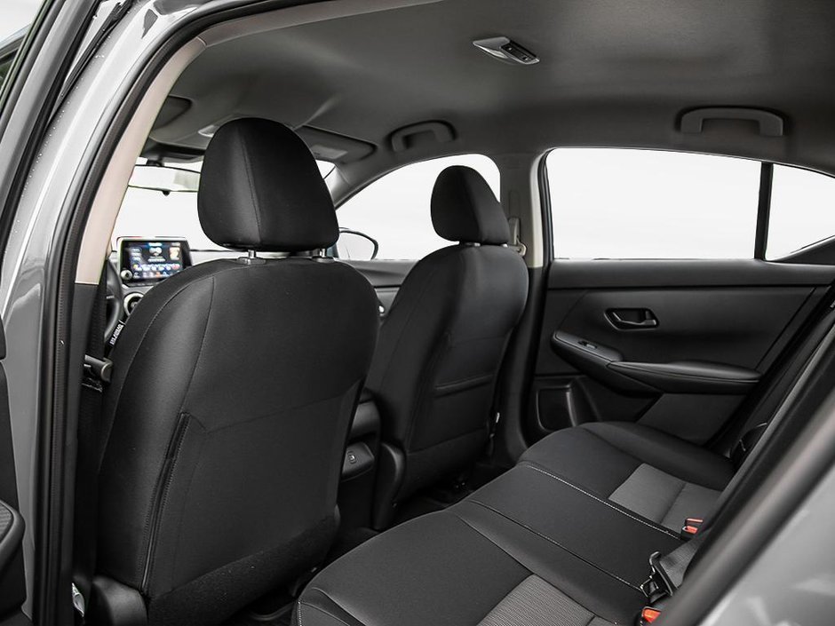 2025 Nissan Sentra SV MOONROOF-18