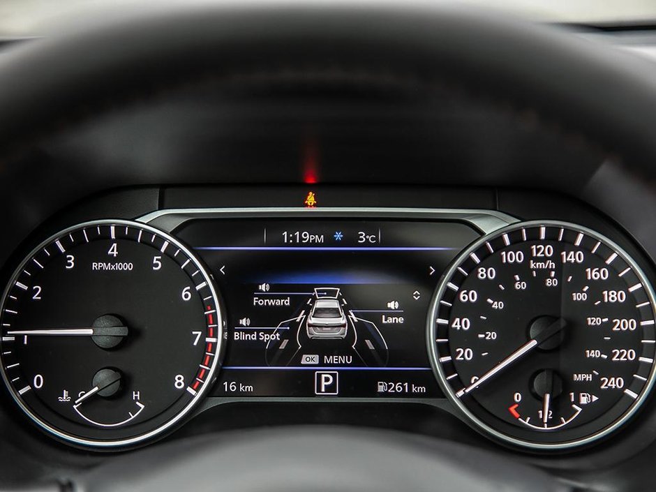 2025 Nissan Sentra SR-13