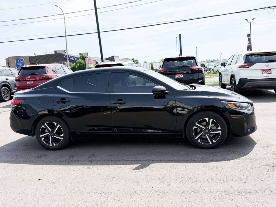 2025 Nissan Sentra SV-8