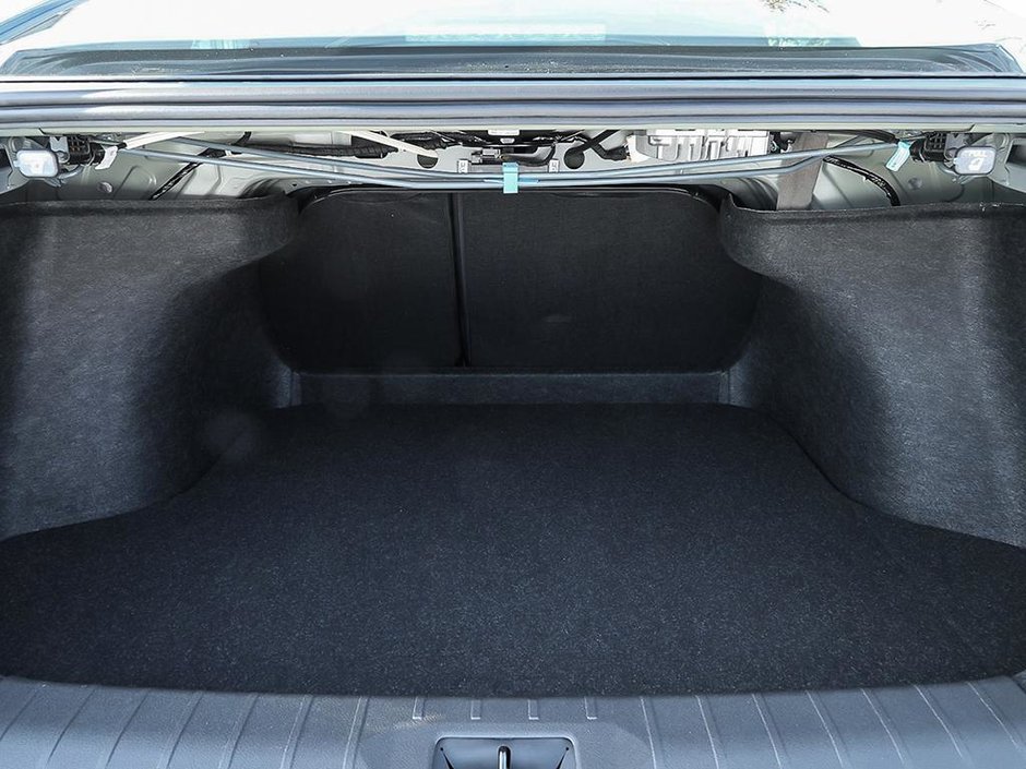 2026 Nissan Sentra SR Premium-6