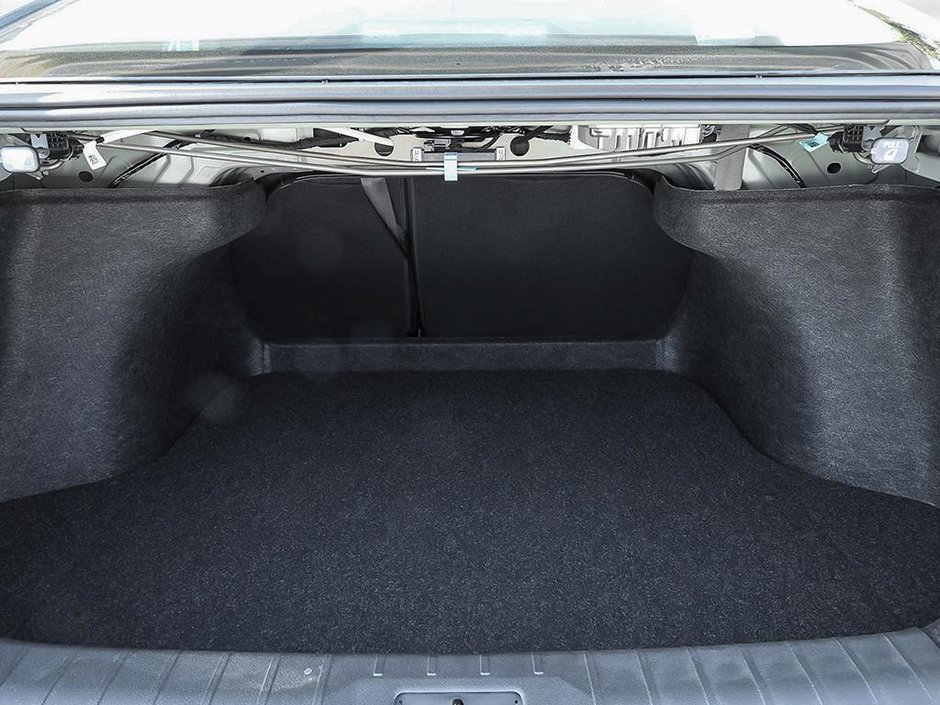 2026 Nissan Sentra SR-9