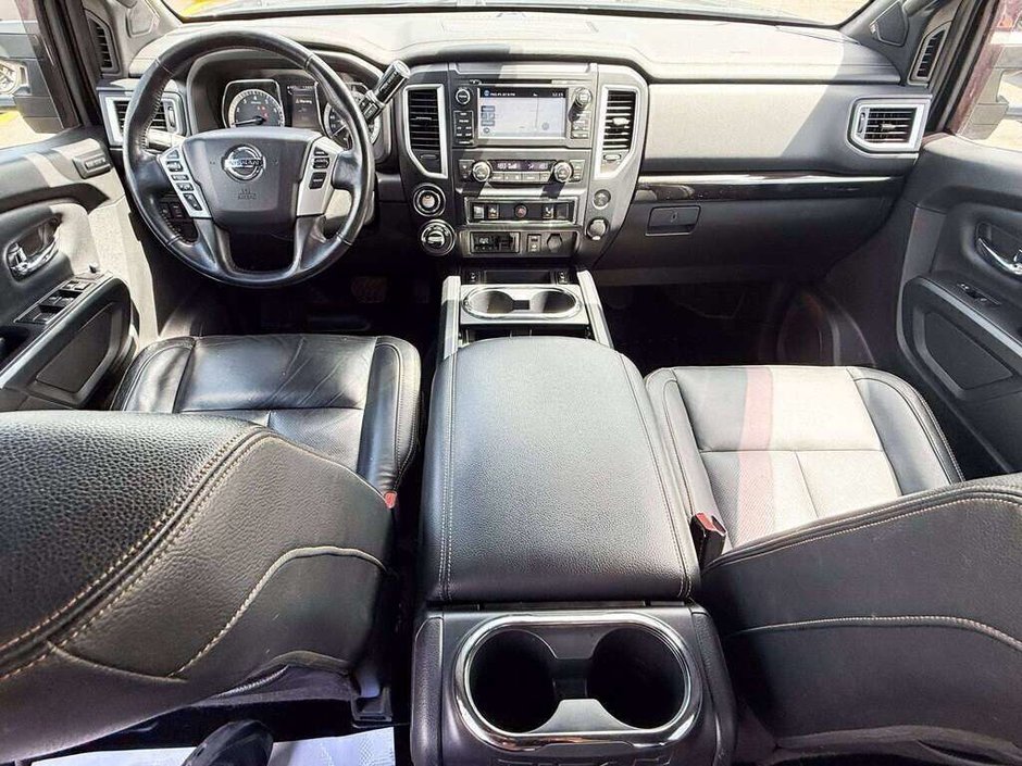 2018 Nissan Titan SL Midnight Edition-17