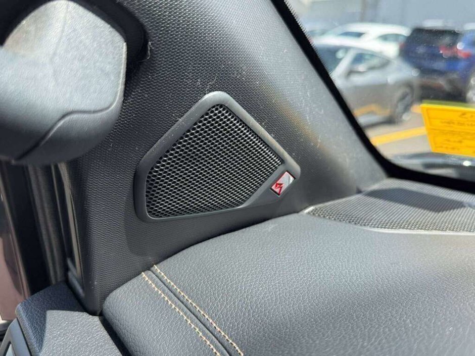 2018 Nissan Titan SL Midnight Edition-28