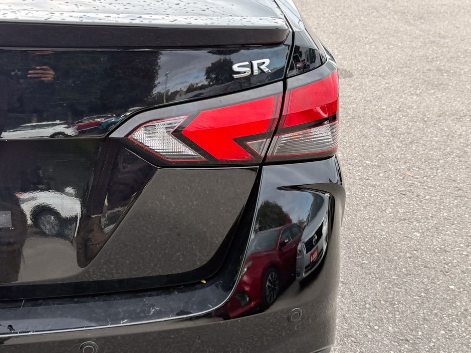 2021 Nissan Versa SR-10