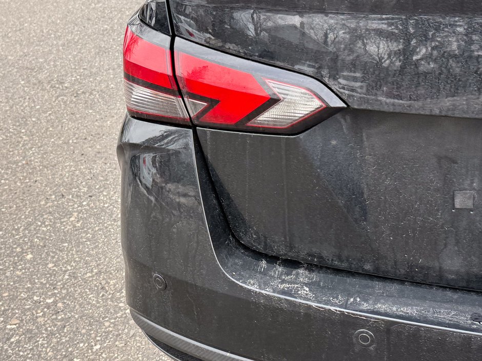 2021 Nissan Versa SV-10