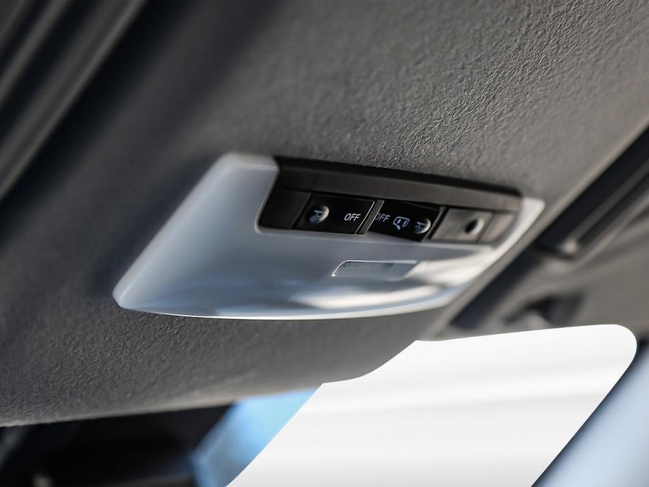 2025 Nissan Versa SV-16