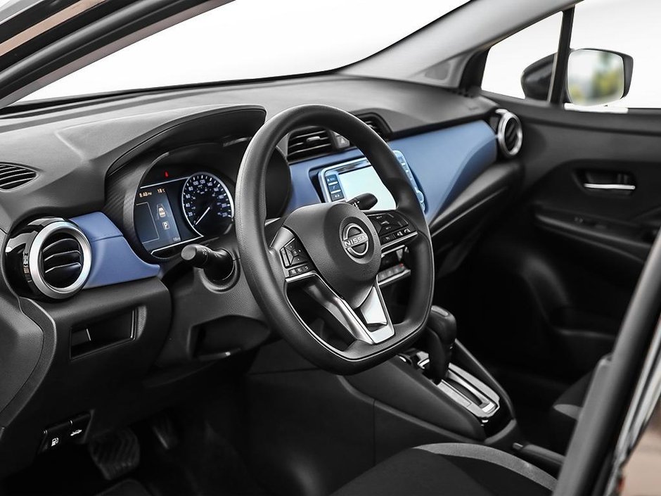 2025 Nissan Versa SV-10