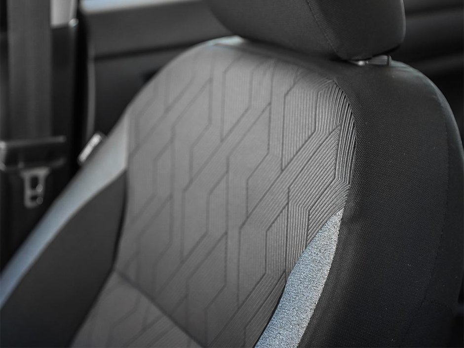 2025 Nissan Versa SV-17