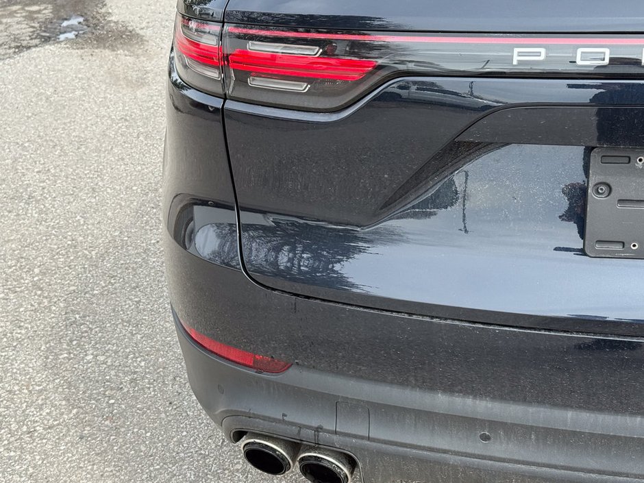 2021 Porsche Cayenne Base-12