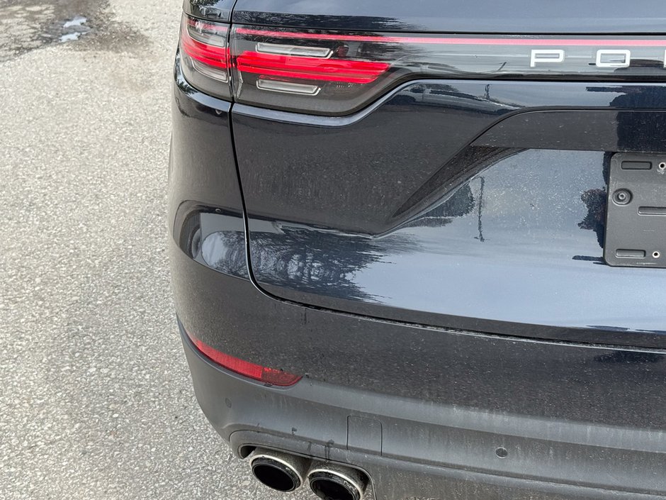 2021 Porsche Cayenne Base-12