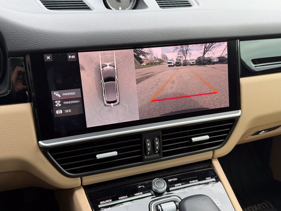 2021 Porsche Cayenne Base-31