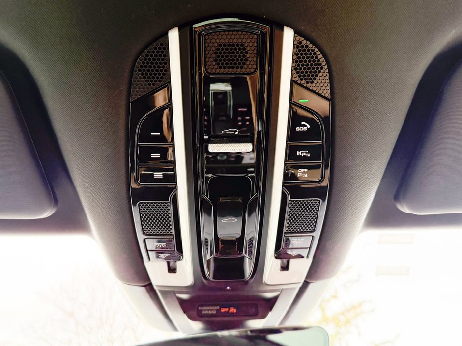 2021 Porsche Cayenne Base-33