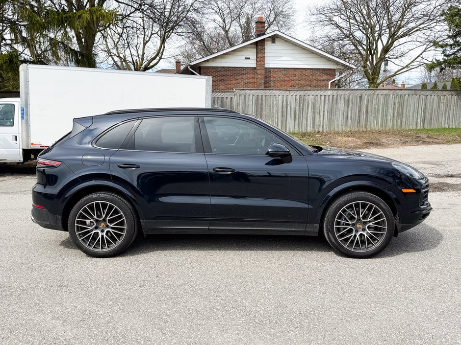 2021 Porsche Cayenne Base-7
