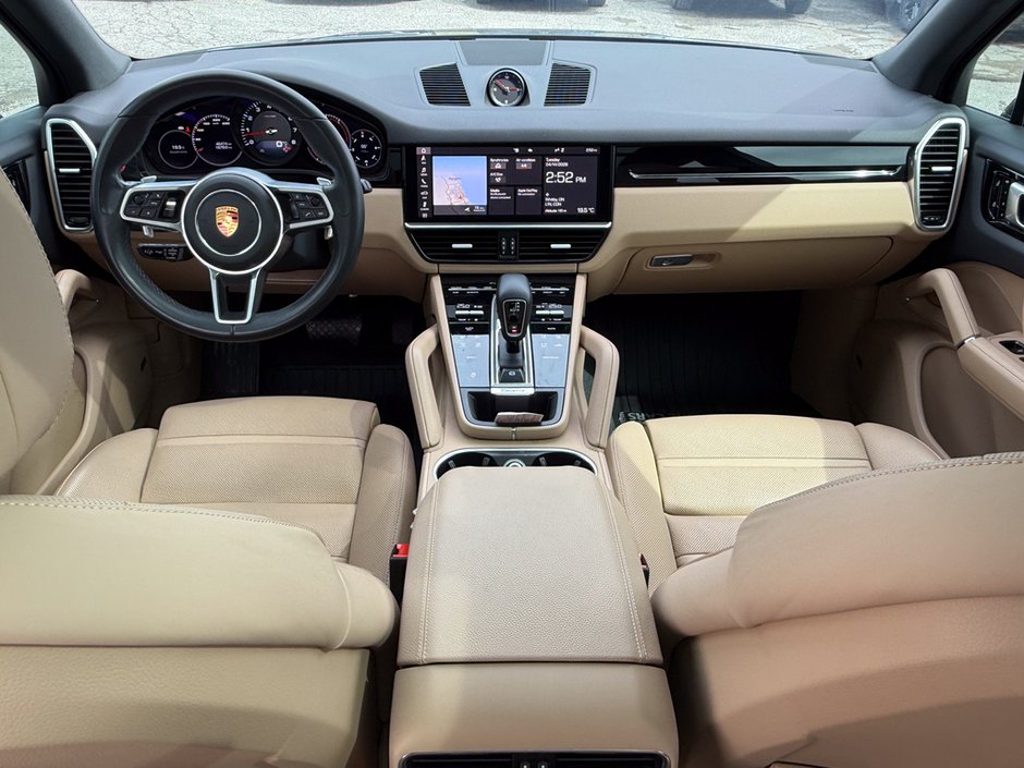 2021 Porsche Cayenne Base-17