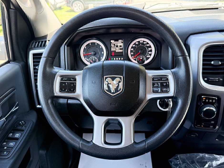 2023 Ram 1500 Classic SLT-16