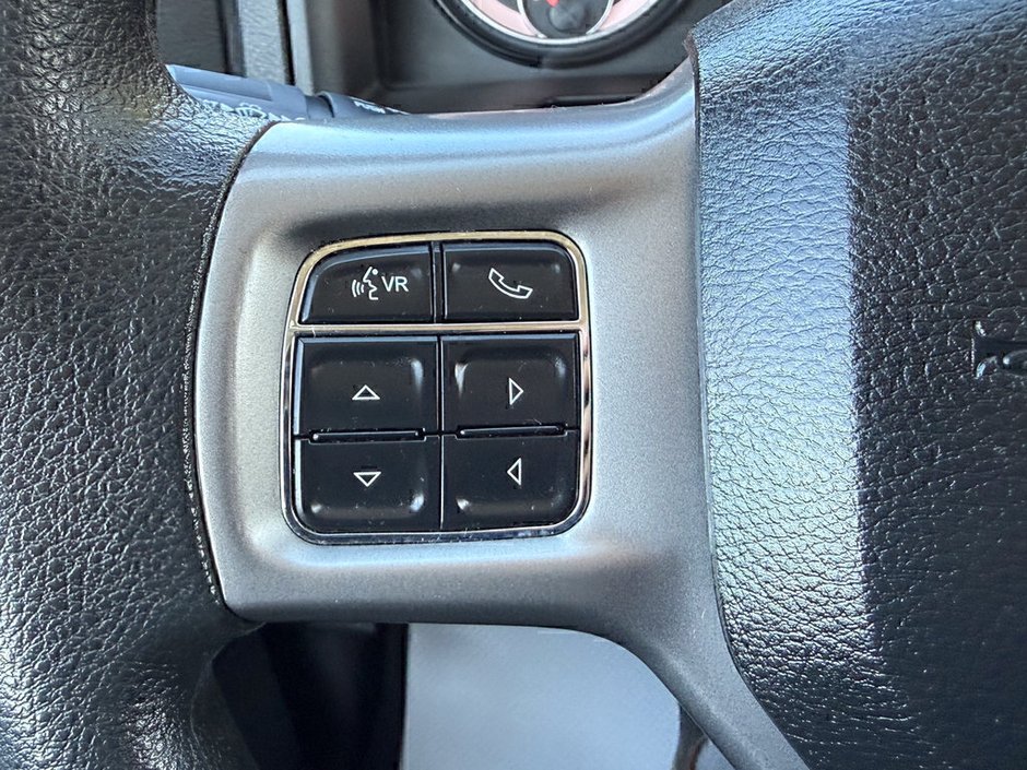 2023 Ram 1500 Classic SLT-21