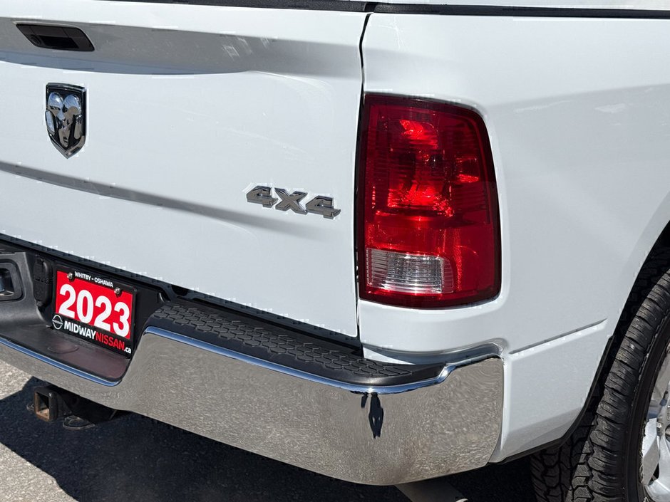 2023 Ram 1500 Classic SLT-11