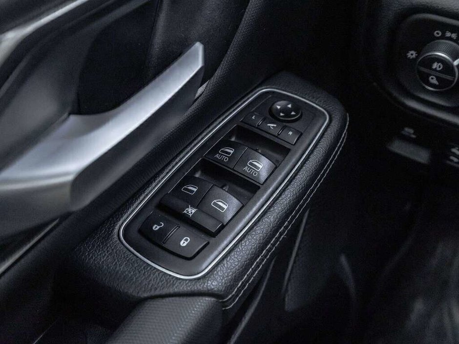2021 Ram 1500 Sport-15