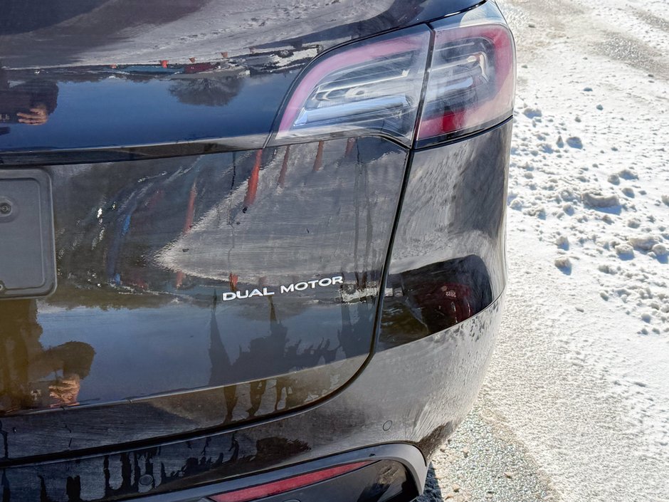 2021 Tesla Model Y Long Range-12