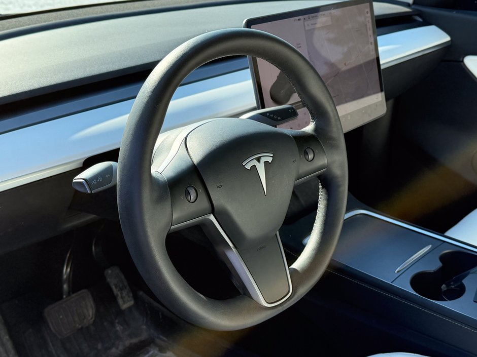 2021 Tesla Model Y Long Range-18