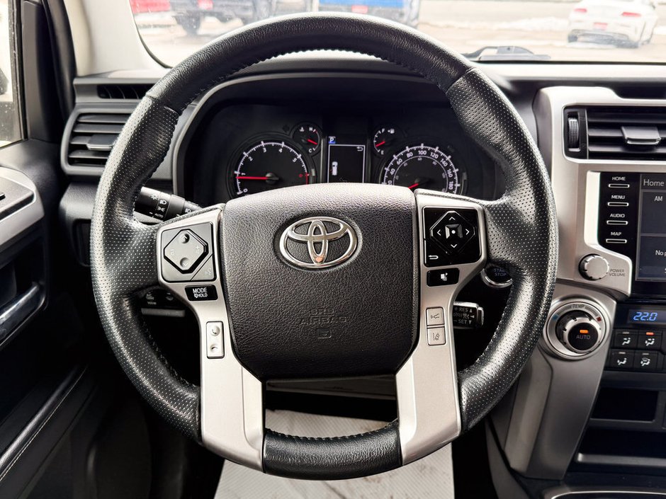 2023 Toyota 4Runner Base-17