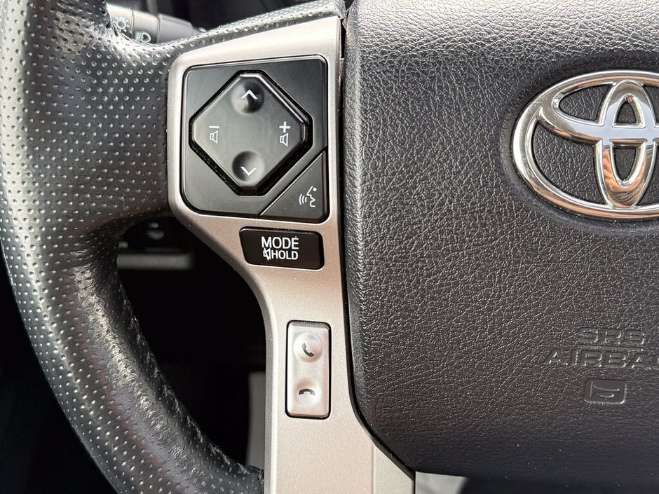 2023 Toyota 4Runner Base-25