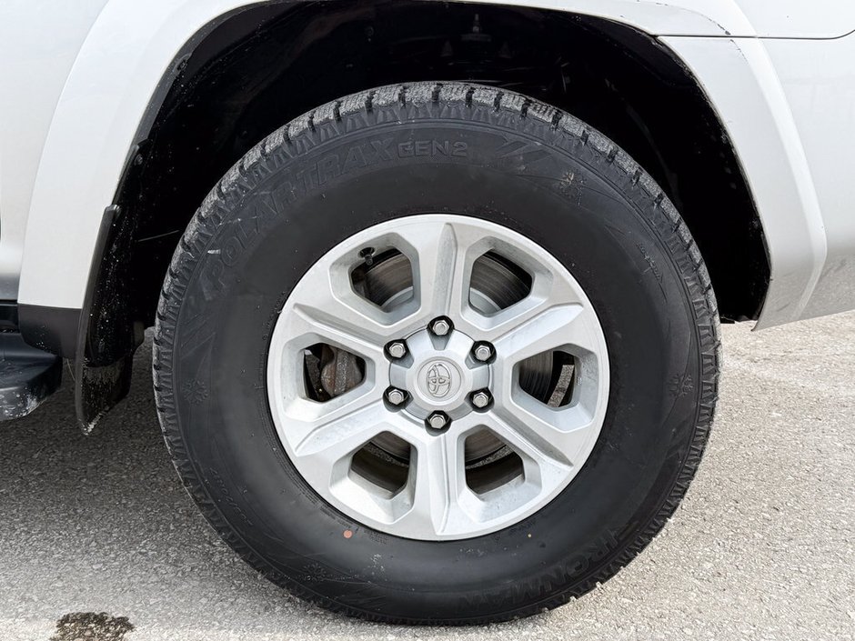 2023 Toyota 4Runner Base-9