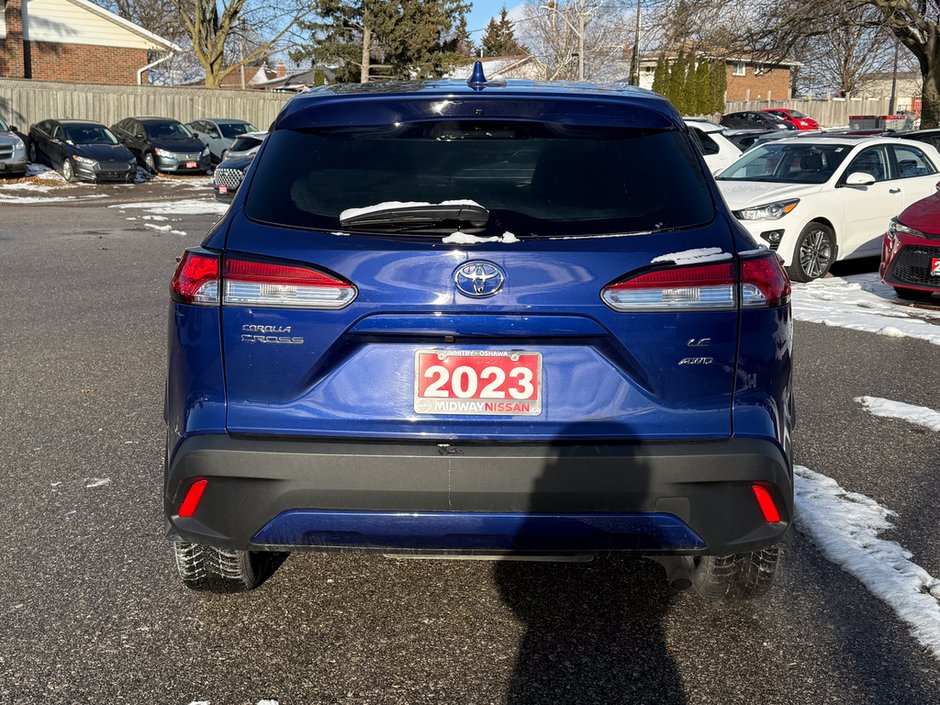 2023 Toyota Corolla Cross LE-5