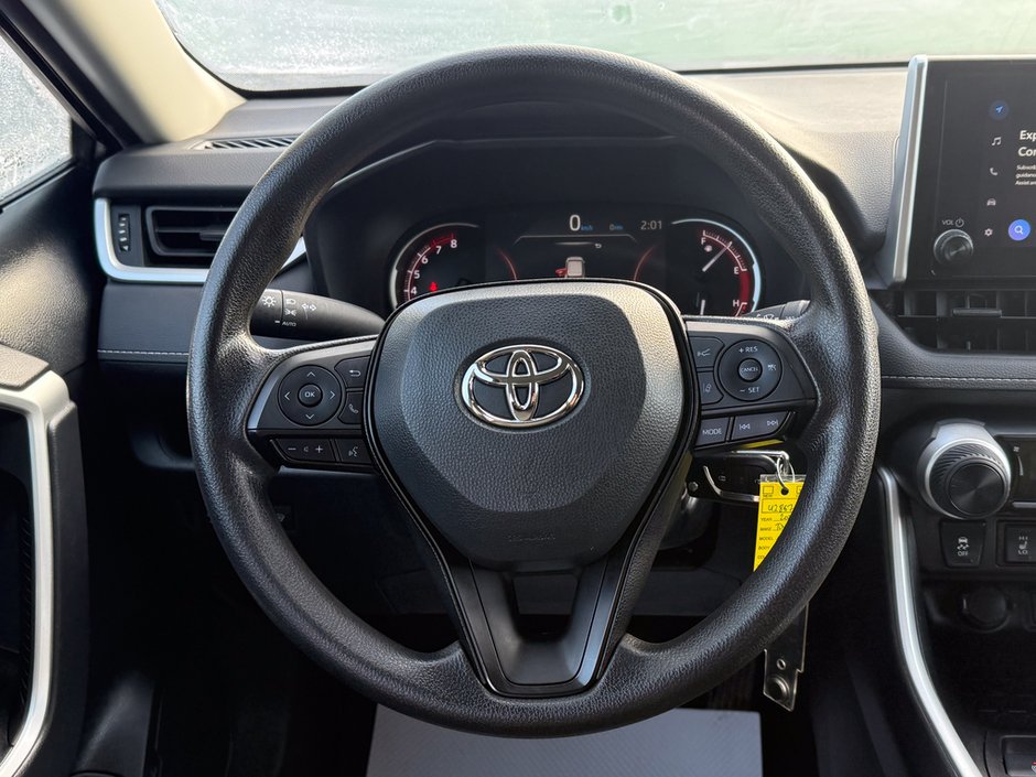 2023 Toyota RAV4 LE-15