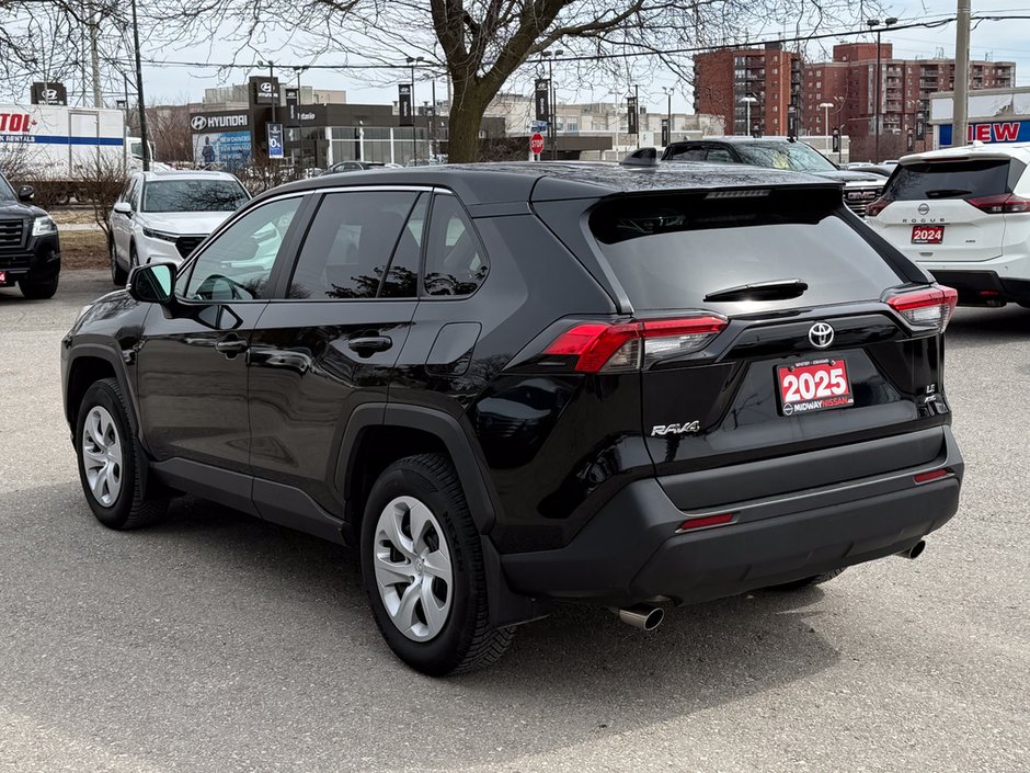 2025 Toyota RAV4 LE-4
