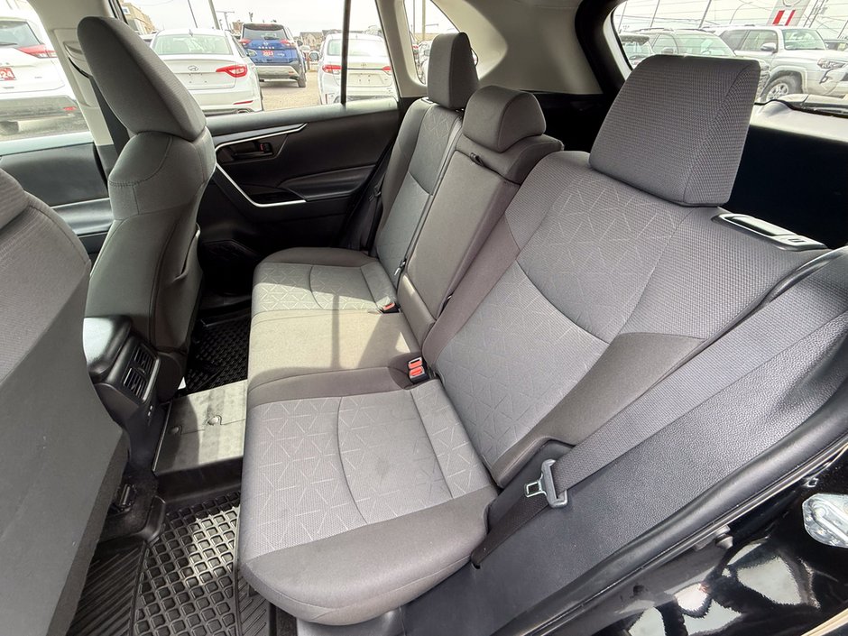 2025 Toyota RAV4 LE-14