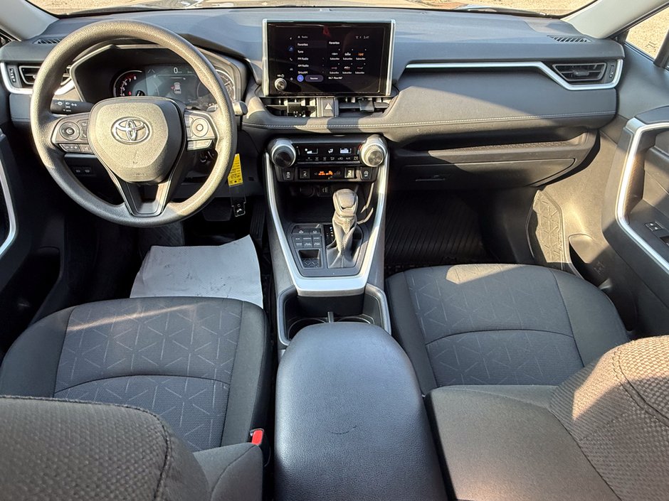 2025 Toyota RAV4 LE-15