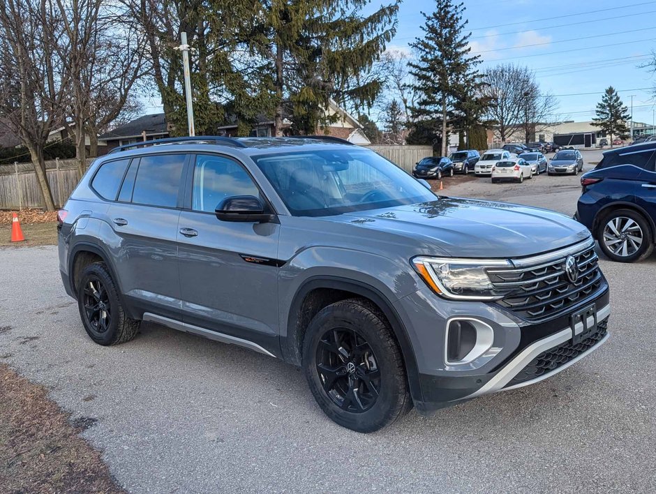 2024 Volkswagen Atlas 2.0 TSI Peak Edition-9