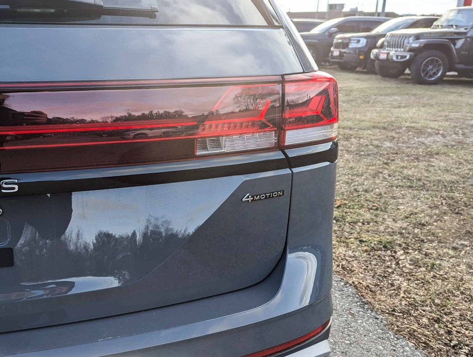 2024 Volkswagen Atlas 2.0 TSI Peak Edition-13