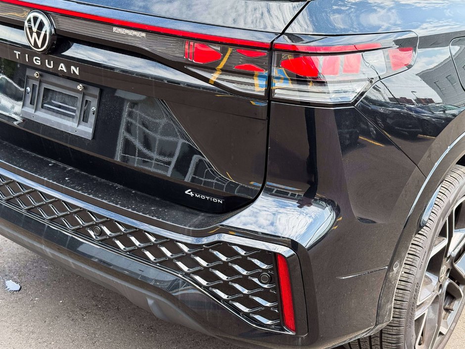 2025 Volkswagen Tiguan Highline-12