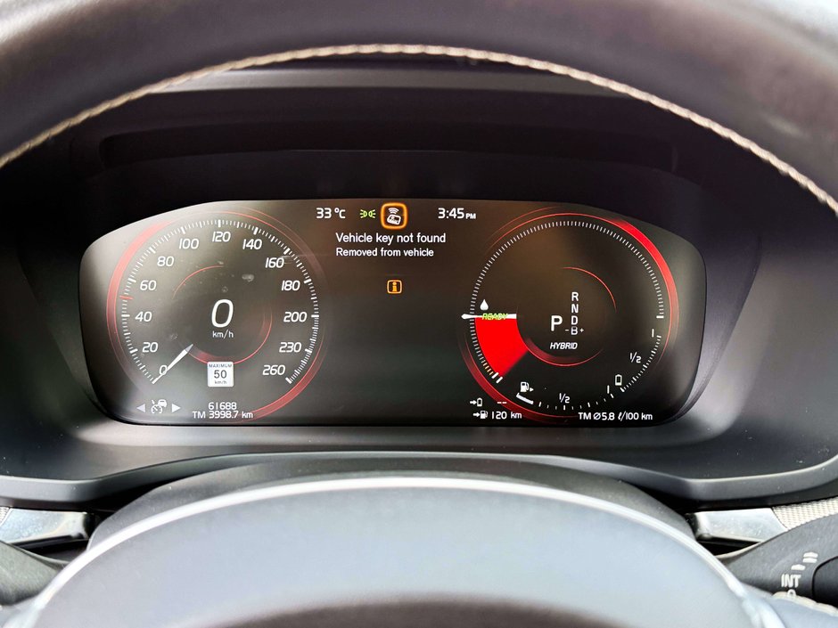 2021 Volvo S60 Recharge Plug-In Hybrid T8 R-Design-28