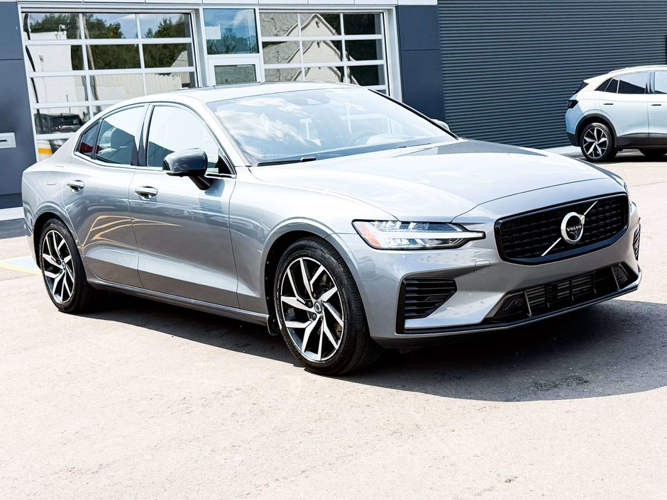 2021 Volvo S60 Recharge Plug-In Hybrid T8 R-Design-9