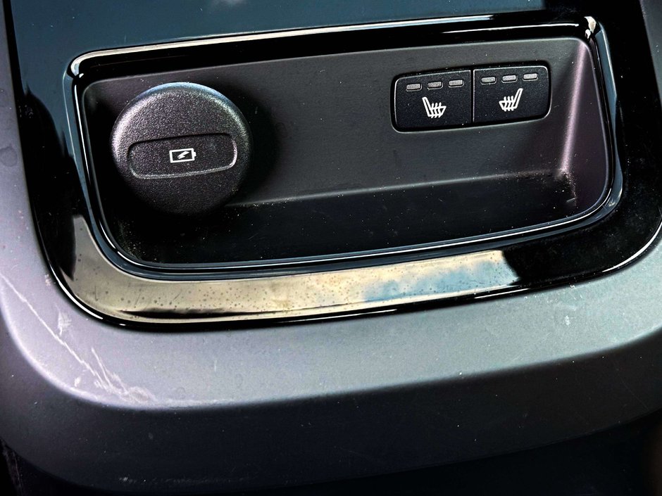 2021 Volvo S60 Recharge Plug-In Hybrid T8 R-Design-19