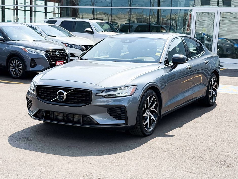 2021 Volvo S60 Recharge Plug-In Hybrid T8 R-Design-3