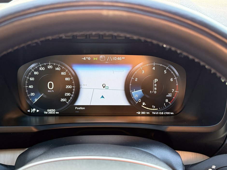 2022 Volvo XC90 T6 Momentum 7 Passenger-26