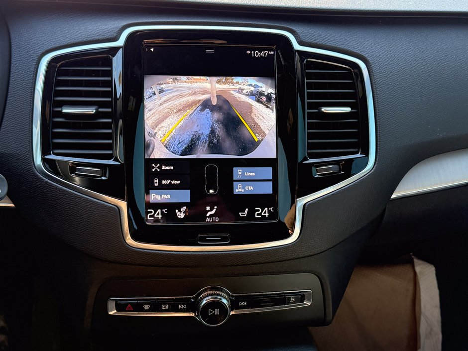 2022 Volvo XC90 T6 Momentum 7 Passenger-28
