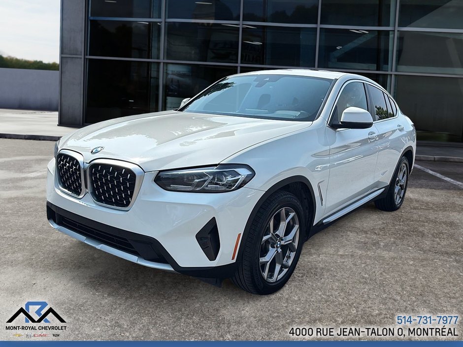 2022 BMW X4 in Montreal, Quebec - w940px