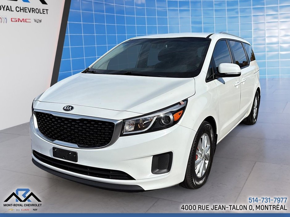 2018 Kia Sedona in Montreal, Quebec - w940px