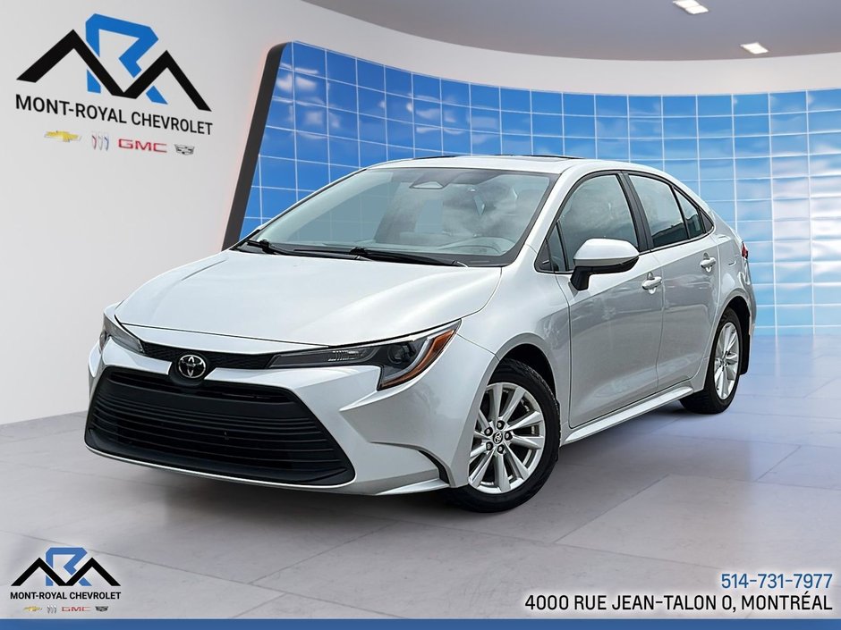 2025 Toyota Corolla LE in Montreal, Quebec - w940px