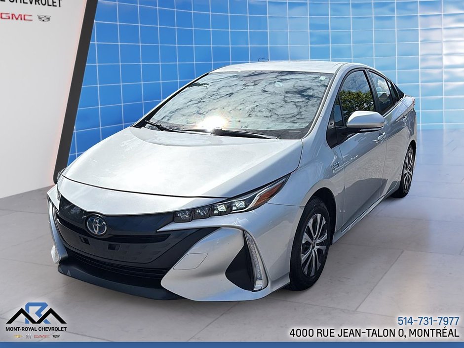 Toyota PRIUS PRIME  2021 à Montréal, Québec - w940px